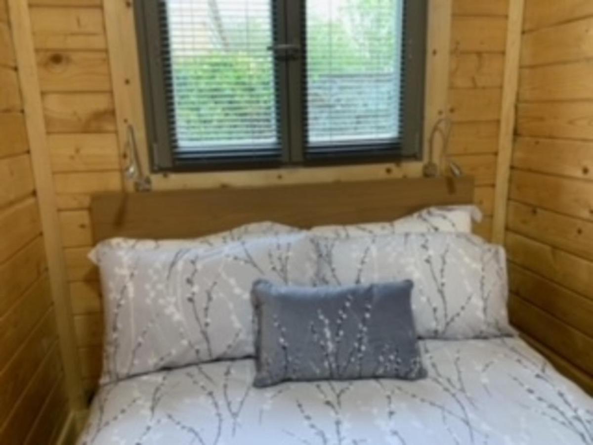 Immaculate Cabin 5 Mins To Inverness Dogs Welcome Εξωτερικό φωτογραφία